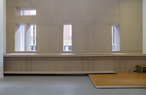 Denkmal 10 I, 2003. <em>fotograaf: © Peter Cox, Eindhoven</em> © De Appel, Amsterdam & de kunstenaar(s)/the artist(s)