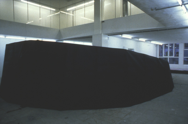 Omega III. <em>fotograaf: © Pieter Boersma, Amsterdam</em> © De Appel, Amsterdam & de kunstenaar(s)/the artist(s)