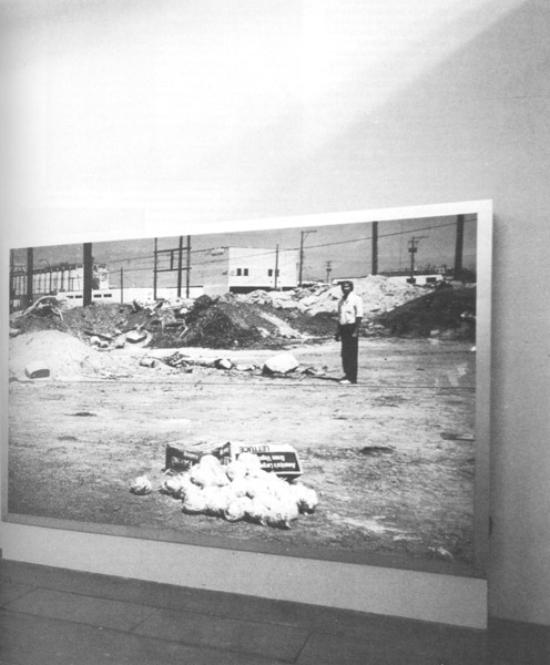 Bad Goods, 1984 © Jeff Wall