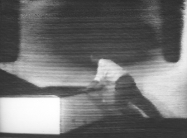 Tabula Eruptus, 1988 III. <em>fotograaf: © Tom Haartsen, Ouderkerk aan de Amstel</em> © De Appel, Amsterdam & de kunstenaar(s)/the artist(s)