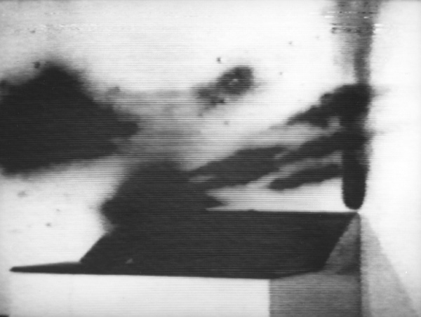Tabula Eruptus, 1988 IV. <em>fotograaf: © Tom Haartsen, Ouderkerk aan de Amstel</em> © De Appel, Amsterdam & de kunstenaar(s)/the artist(s)