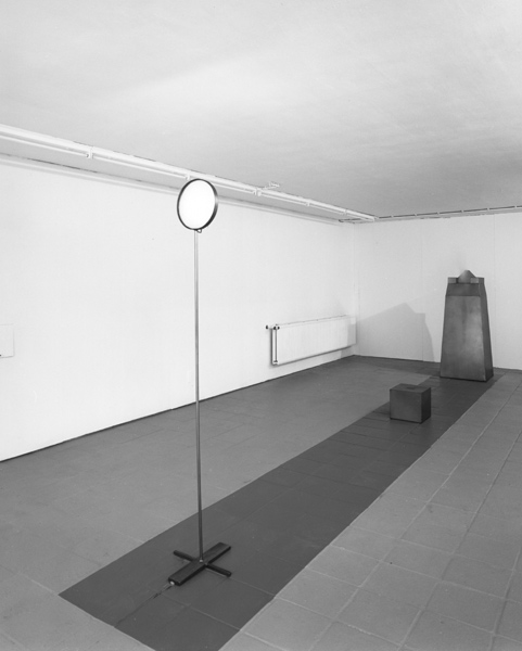 Un après-midi au bord du lac: hommage à H. von Kleist, 1987 I. <em>fotograaf: © Tom Haartsen, Ouderkerk aan de Amstel</em> © De Appel, Amsterdam & de kunstenaar(s)/the artist(s)