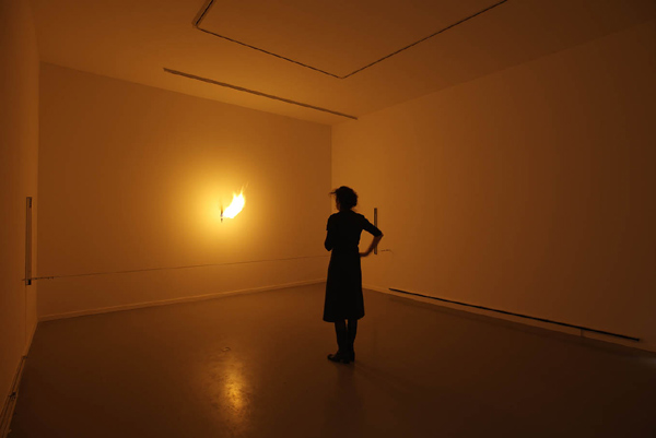 Jeppe Hein, Bear the Consequences, 2003. <em>fotograaf: © Peter Cox, Eindhoven</em> © Peter Cox, Eindhoven