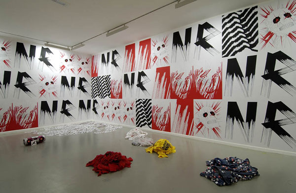 NUEVOS RICOS, NUEVOS RICOS (franchise), 2004. <em>fotograaf: © Peter Cox, Eindhoven</em> © Peter Cox, Eindhoven