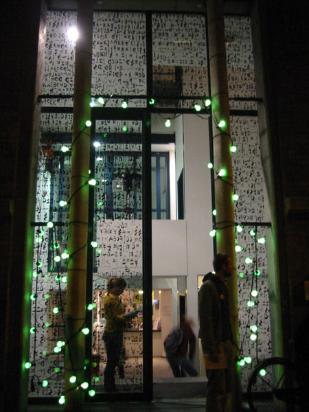 Ni Haifeng, Unfinished Self Portrait IV, 2005. <em>fotograaf: © De Appel, Amsterdam</em> © De Appel, Amsterdam