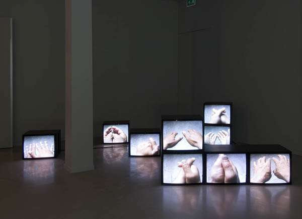 The Hand, 2002. <em>fotograaf: © Peter Cox</em> © Peter Cox