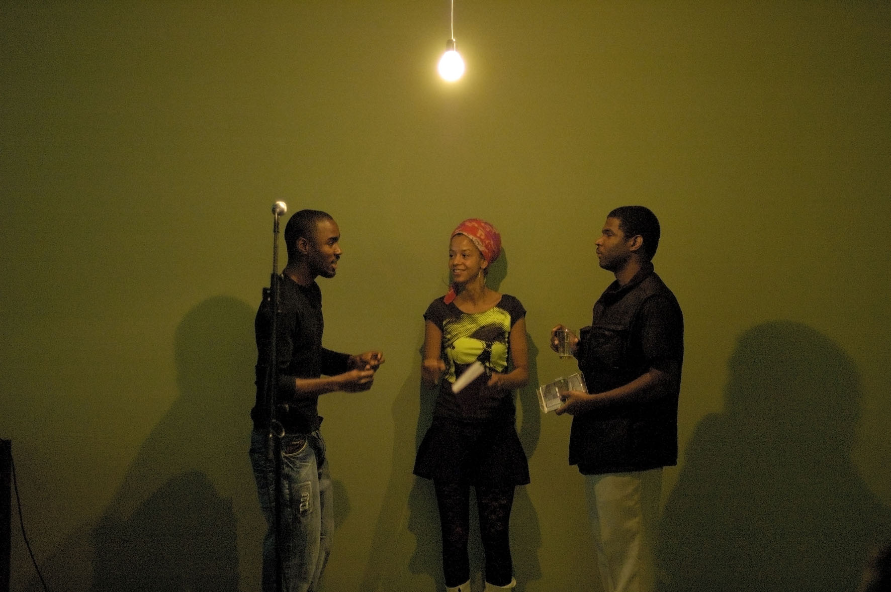 Poetry Circle NOWHERE (foto van MIchel Honig)