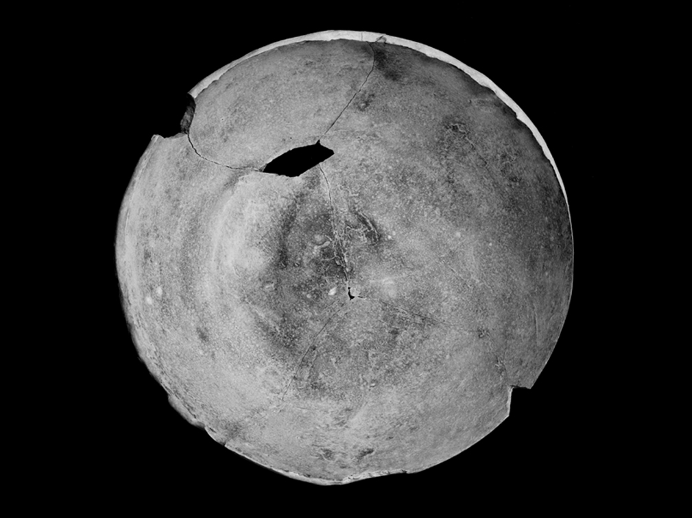 Paul Sietsema "Figure 3", 2008, 16 mm film, zwart wit, 16 min. the artist