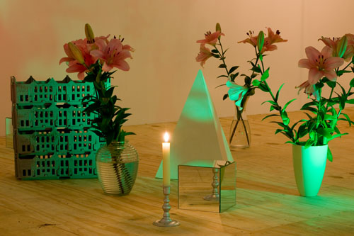 Marc Camille Chaimowicz, We Chose Our Words With Care, That Neon-Moonlight Evening: It Was As If We Were Party to a Wonderful Alchemy (detail), 1975-2008, mixed media.. <em>fotograaf: Cassander Eeftinck Schattenkerk</em> Cassander Eeftinck Schattenkerk