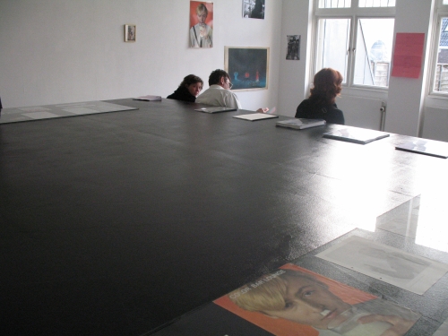 Stefanie Seibold, Archiefpresentatie, 2008. Courtesy de Appel en de kunstenaar.. <em>fotograaf: Rogier Taminiau</em> de Appel