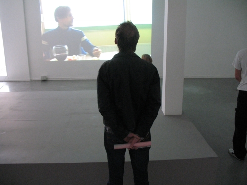 Keren Cytter, History in the Making, 2008, film en twee performances. <em>fotograaf: Rogier Taminiau</em> de Appel