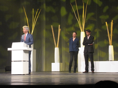 Prijsuitreiking Prix de Rome 28 mei 2009. Ronald Plasterk, Viviane Sassen, Cornald Maas. <em>fotograaf: Rogier Taminiau</em>