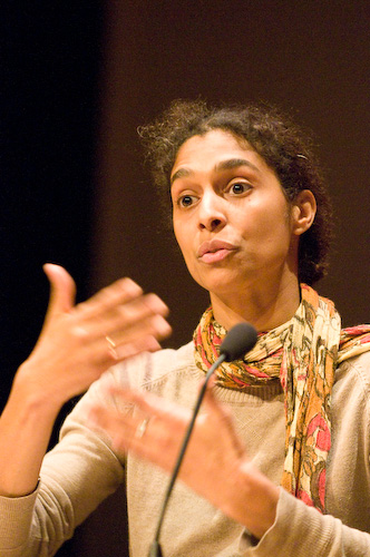Bertha Bermudez. <em>fotograaf: Cassander Eeftinck Schattenkerk</em>