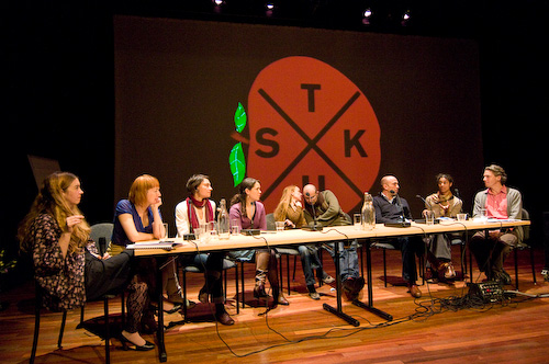 Rondetafel gesprek. <em>fotograaf: Cassander Eeftinck Schattenkerk</em> Cassander Eeftinck Schattenkerk & de Appel