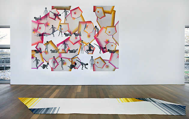 Jennifer Tee, Crystalline Floor Piece / Long (2010), Wallpaper Star-Crossed (2010). <em>fotograaf: © Gert Jan van Rooij, Museum De Paviljoens</em>