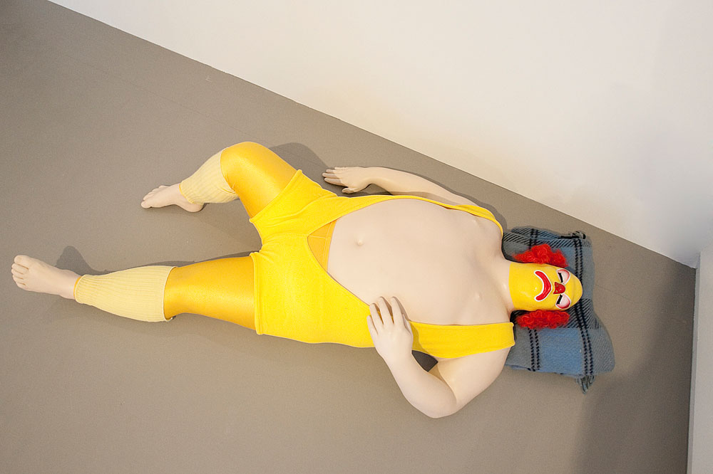 Ugo Rondinone,&nbsp;If There Were Anywhere But Desert. Sunday (2000). <em>fotograaf: Cassander Eeftinck Schattenkerk</em>