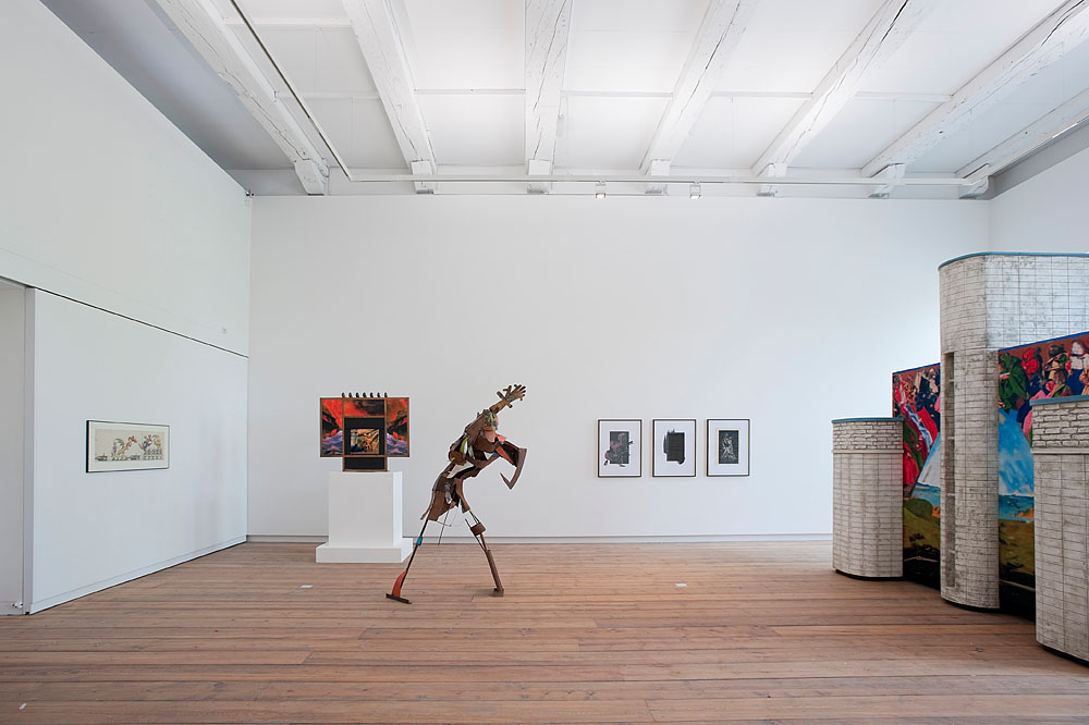 Markus Selg, diverse werken. <em>fotograaf: Cassander Eeftinck Schattenkerk</em>