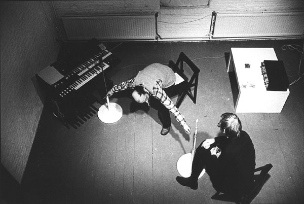 Performance I. <em>fotograaf: © Pieter Boersma, Amsterdam</em> © De Appel, Amsterdam & de kunstenaar(s)/the artist(s)