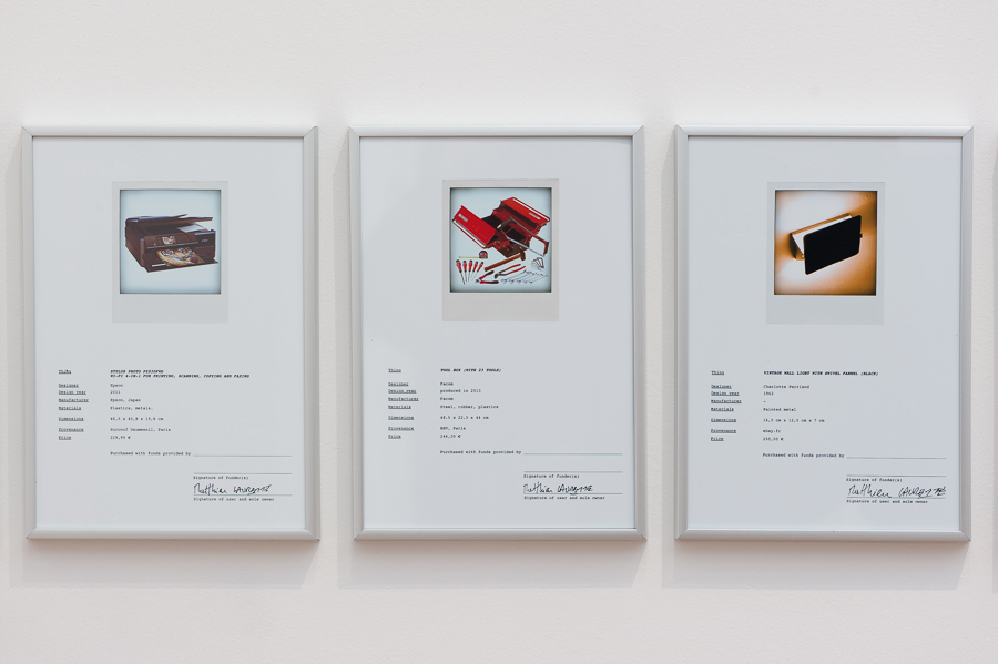 Matthieu Laurette, THINGS (Purchased With Funds Provided By)&nbsp;2010 - 2020, Installation composed of a series of 50 contracts and a neon sign. <em>fotograaf: Cassander Eeftinck Schattenkerk</em>