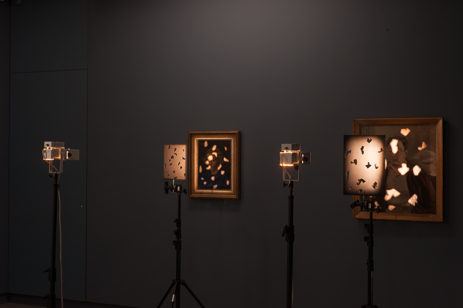 Wim van de Plas, Johannes FrankenGabriel Lester, Cookie 1 & 2 (Koekeloeren 1 & 2), 2013, Materials variable. <em>fotograaf: Cassander Eeftinck Schattenkerk</em>