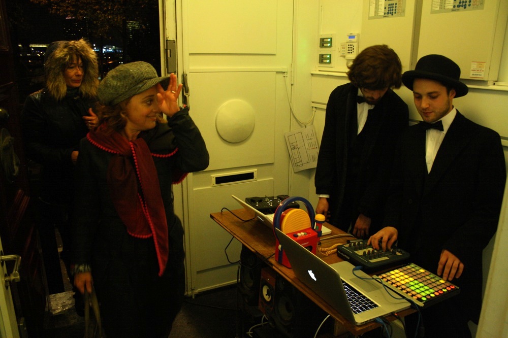 Tijdens het Prix de Rome feest - The porters. <em>fotograaf: Milan Anais</em>