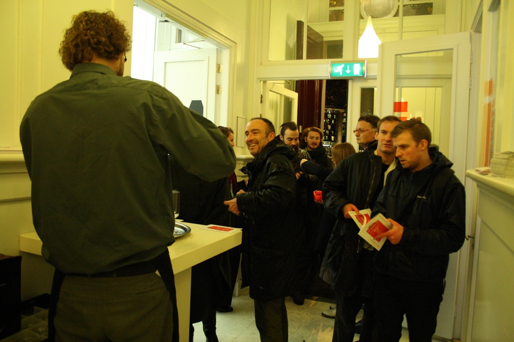 Tijdens het Prix de Rome feest - de entree. <em>fotograaf: Milan Anais</em>