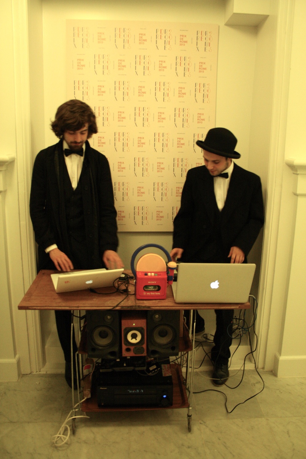 Tijdens het Prix de Rome feest - The Porters. <em>fotograaf: Milan Anais</em>