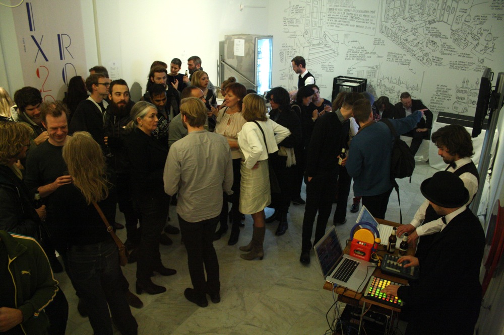 Tijdens het Prix de Rome feest. <em>fotograaf: Milan Anais</em>