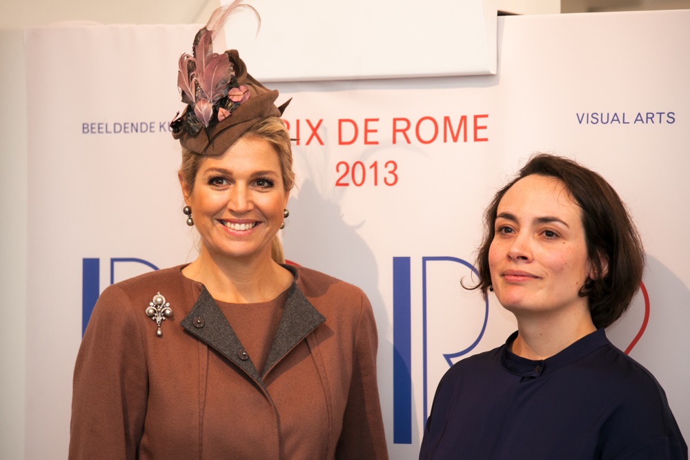 Koningin Maxima met Falke Pisano. <em>fotograaf: Shinto Otani</em>
