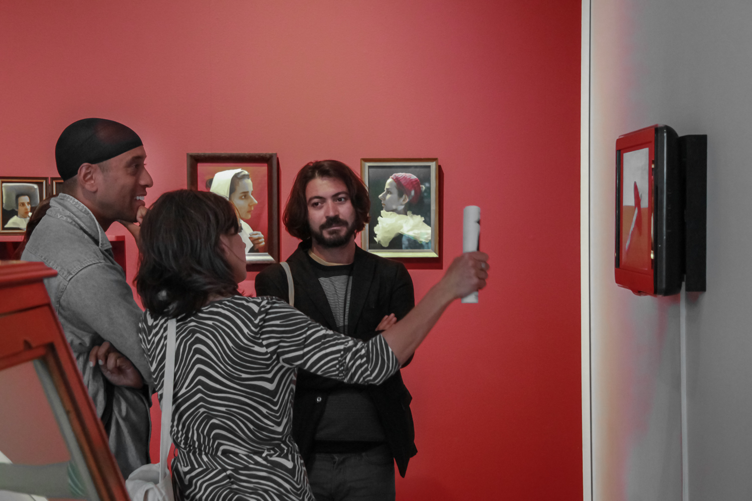 Opening Curiosity, installation view, Curiosity: Art and the Pleasures  of Knowing, de Appel Arts Centre, Amsterdam, 27 June - 14 September  2014. Photo: Carina Erdmann. Courtesy Hayward Touring.