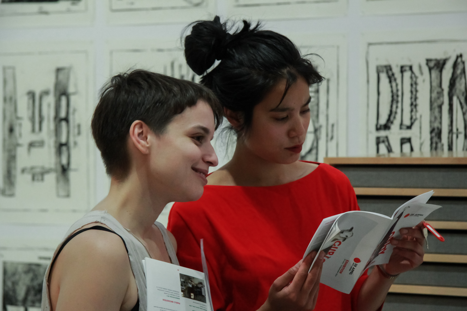 Opening Curiosity, installation view, Curiosity: Art and the Pleasures  of Knowing, de Appel Arts Centre, Amsterdam, 27 June - 14 September  2014. Photo: Carina Erdmann. Courtesy Hayward Touring.