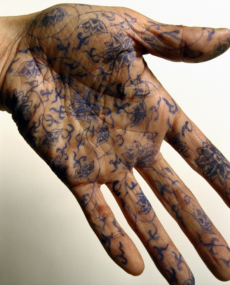 Ni Haifeng Self-Portrait as Part of the Porcelain Export History, 1999 - 2001