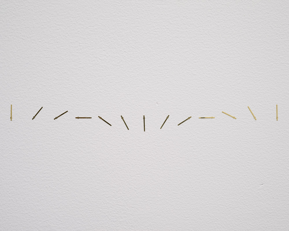 Alicja Kwade, 64 days and 11 hours, 2016. <em>fotograaf: Cassander Eeftinck Schattenkerk</em>