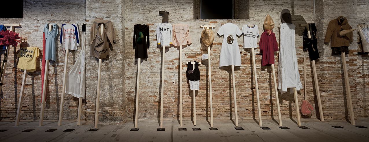 GLUKLYA/Natalia Pershina-Yakimanskaya. Clothes for the demonstration against false election of Vladimir Putin, 2011-2015; 56th International Art Exhibition - la Biennale di Venezia, All the World's Futures. Courtesy of la Biennale di Venezia. . <em>fotograaf: Alessandra Chemollo</em>