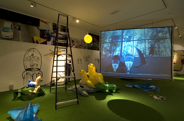 2005 OUT OF SIGHT, 7 Oct - 20 Nov 2005, @ Nieuwe Spiegelstraat 10. Cao Fei, COS players, 2004. photographer: &copy; Mels van Zutphen &copy; Mels van Zutphen. &copy; De Appel, Amsterdam & de kunstenaar(s)/the artist(s)
