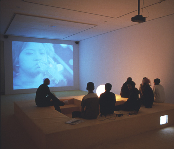 Gerald van der Kaap, Zitbult, 1999 © De Appel, Amsterdam & de kunstenaar(s)/the artist(s)