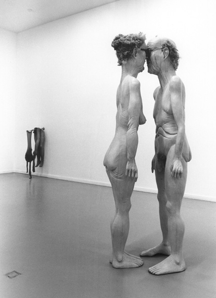 Paul de Reus Panty vrouw, 1993 & Oud paar, 1997. <em>fotograaf: © T & R Henderson, Amsterdam</em> © De Appel, Amsterdam & de kunstenaar(s)/the artist(s)