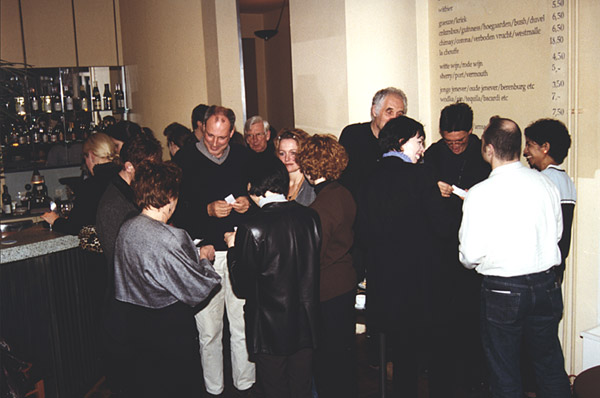 Orgacom, Networking as art, 2000. <em>fotograaf: © Begoña Muñoz</em> © De Appel, Amsterdam & de kunstenaar(s)/the artist(s)