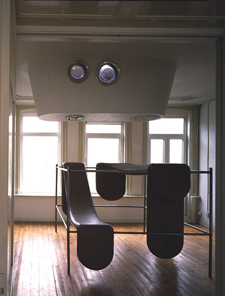 De box, 1992. <em>fotograaf: © Cary Markerink, Amsterdam</em> © De Appel, Amsterdam & de kunstenaar(s)/the artist(s)