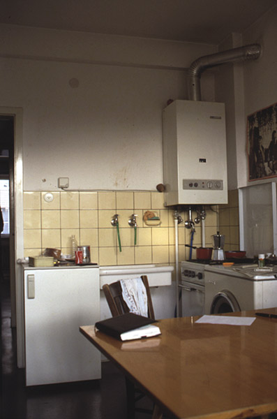 Rorschach - Architektur. Kitchen, 1992. <em>fotograaf: © Hubertus Birkner</em> © De Appel, Amsterdam & de kunstenaar(s)/the artist(s)