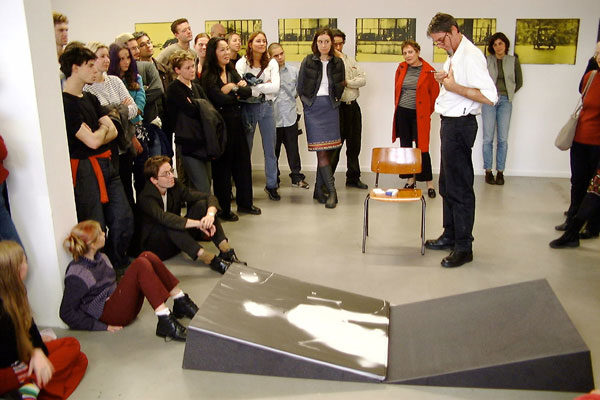 Ulay Life-Sized. <em>fotograaf: © Cees de Boer, Amsterdam</em> © De Appel, Amsterdam & de kunstenaar(s)/the artist(s)