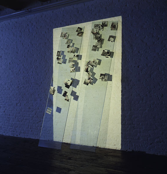 Partial eclipse (installatie) © De Appel, Amsterdam & de kunstenaar(s)/the artist(s)
