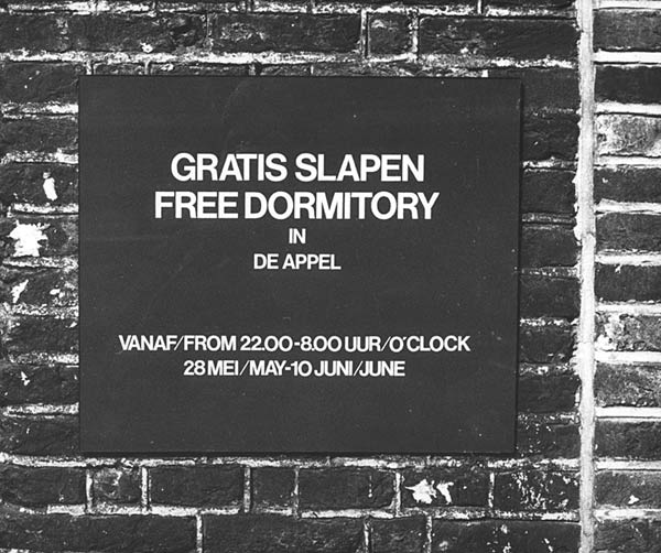 Gratis Slapen I © De Appel, Amsterdam & de kunstenaar(s)/the artist(s)