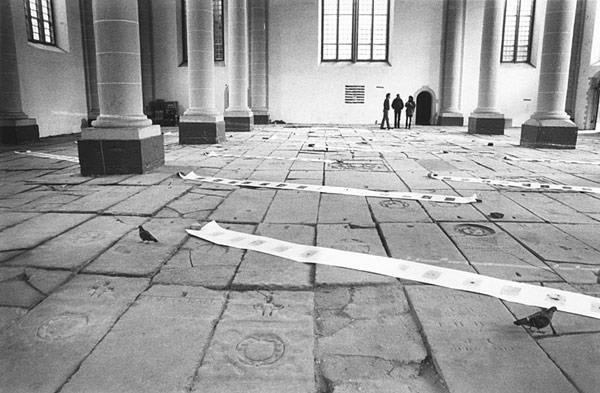 Gevonden tekens uit een landschap, Zuiderkerk, Amsterdam II. <em>fotograaf: © Jan Schot, Amsterdam</em> © De Appel, Amsterdam & de kunstenaar(s)/the artist(s)