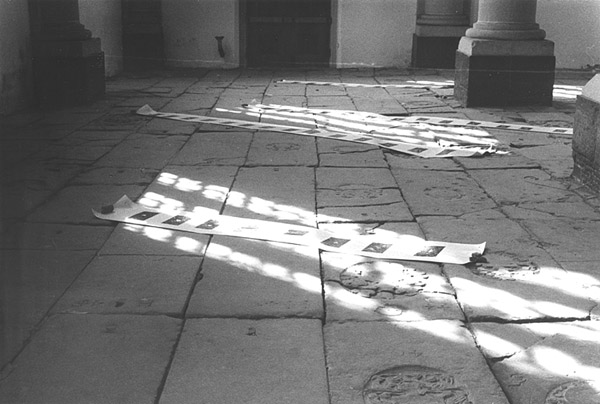 Gevonden tekens uit een landschap, Zuiderkerk, Amsterdam IV. <em>fotograaf: © Jan Schot, Amsterdam</em> © De Appel, Amsterdam & de kunstenaar(s)/the artist(s)