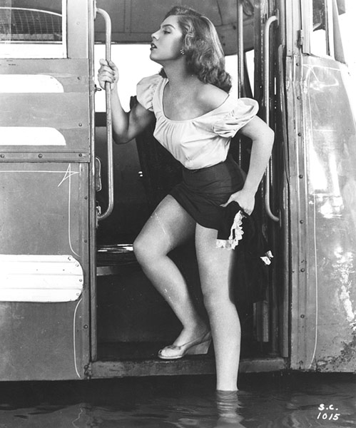 Lilia Prado in Subida al Cielo (1952) van Luis Buñuel © De Appel, Amsterdam & de kunstenaar(s)/the artist(s)