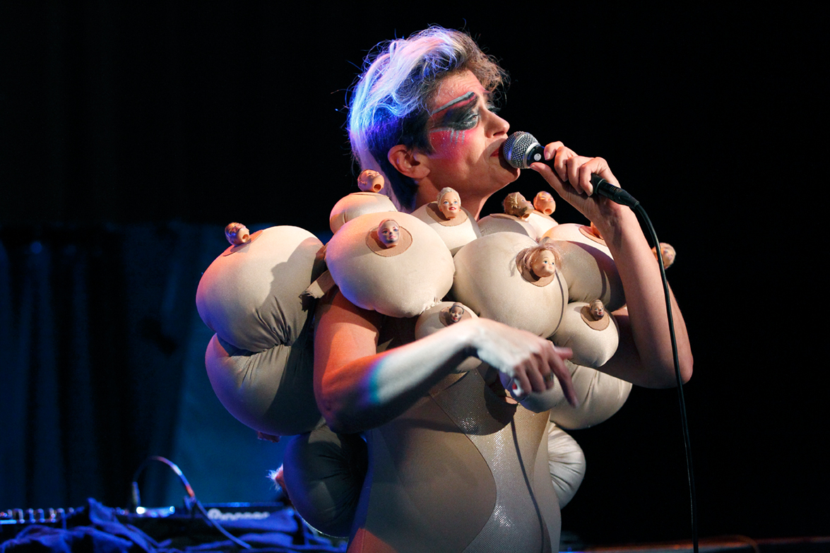 Peaches. <em>fotograaf: Aad Hoogendoorn</em>